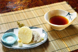 長いもと蒟蒻、舞茸の天ぷら。