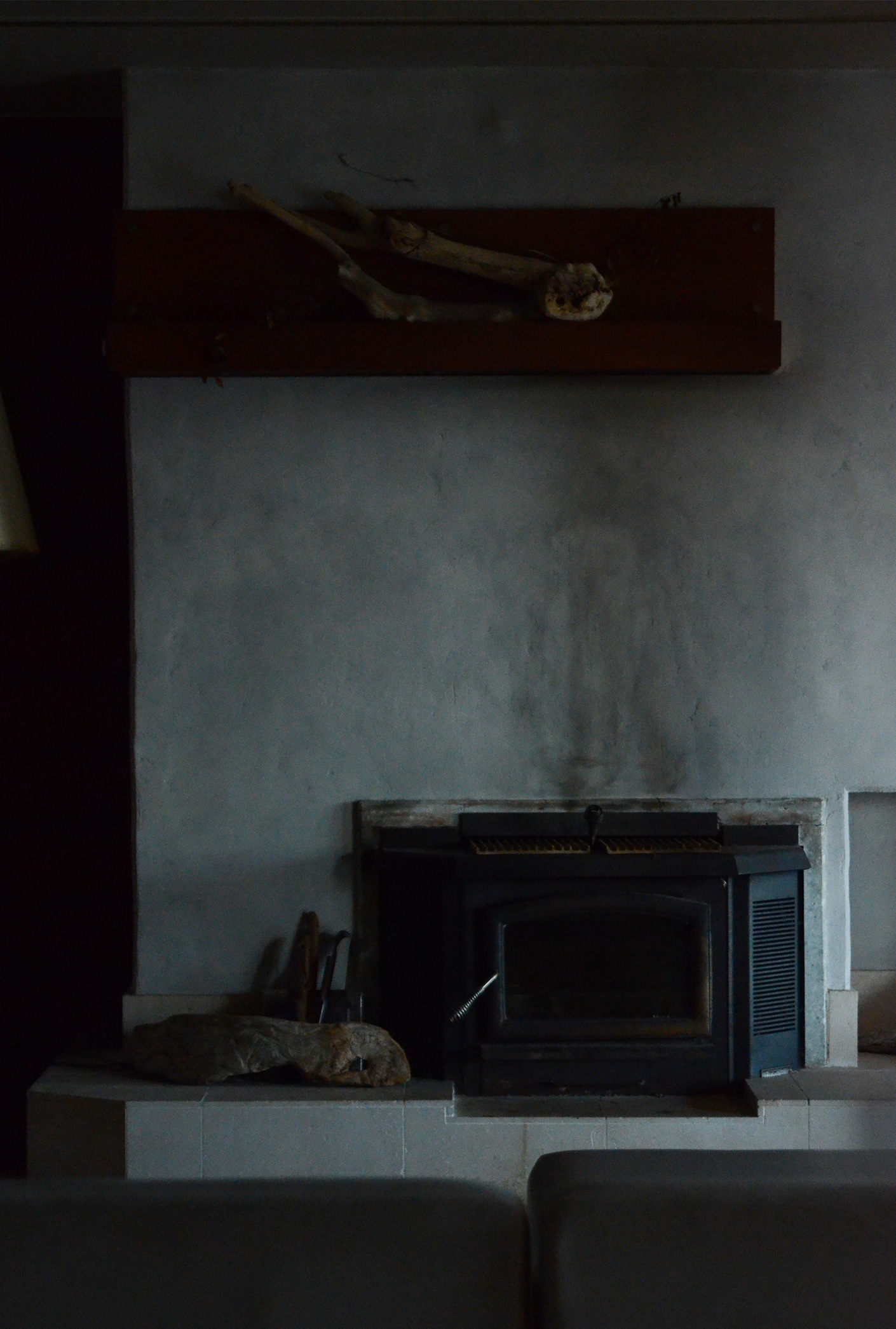 インタビューに答える責任者